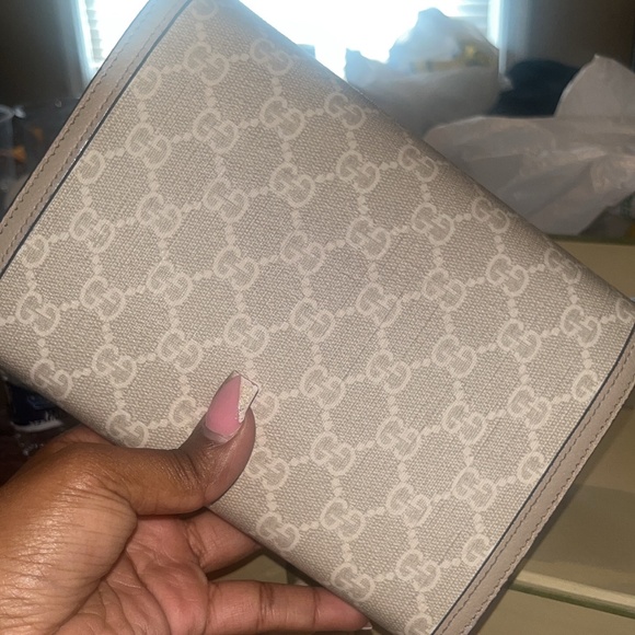 Authentic Gucci Dionysus hand bag - Picture 1 of 6